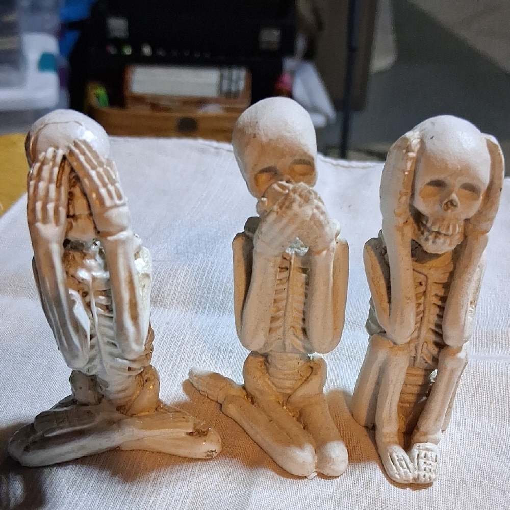 Hear No Evil See No Evil Speak No Evil Skeleton Figurines
